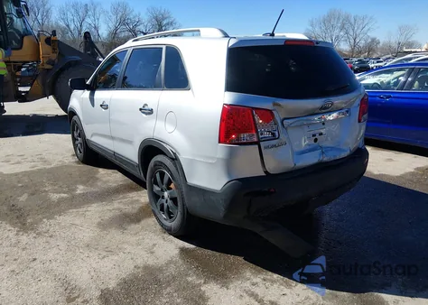 2013 Kia Sorento Lx V6 z USA, uszkodzony, nr VIN 5XYKT4A24DG420822